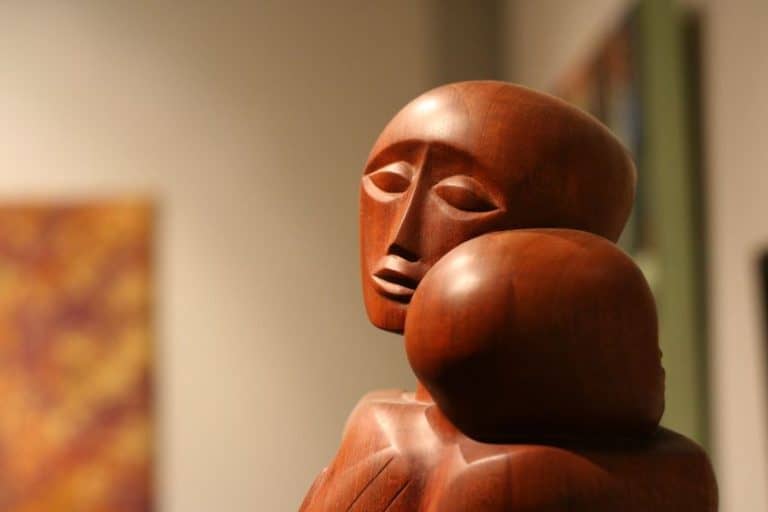 Elizabeth Catlett – A Trailblazer in the World of Sculpture