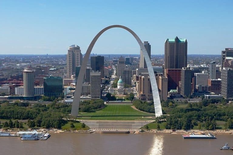 Gateway Arch – A Portal to Greatness