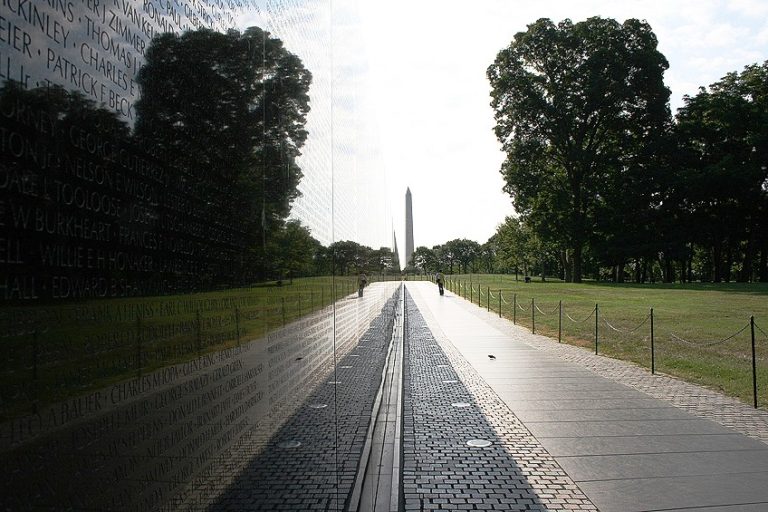 Maya Lin – A Look at the Life and Works of Architect Maya Lin